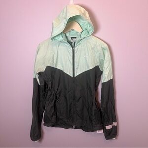 Nike Vapor Running Full Zip Jacket Size M Removable Hood Mint Green/Gray‎